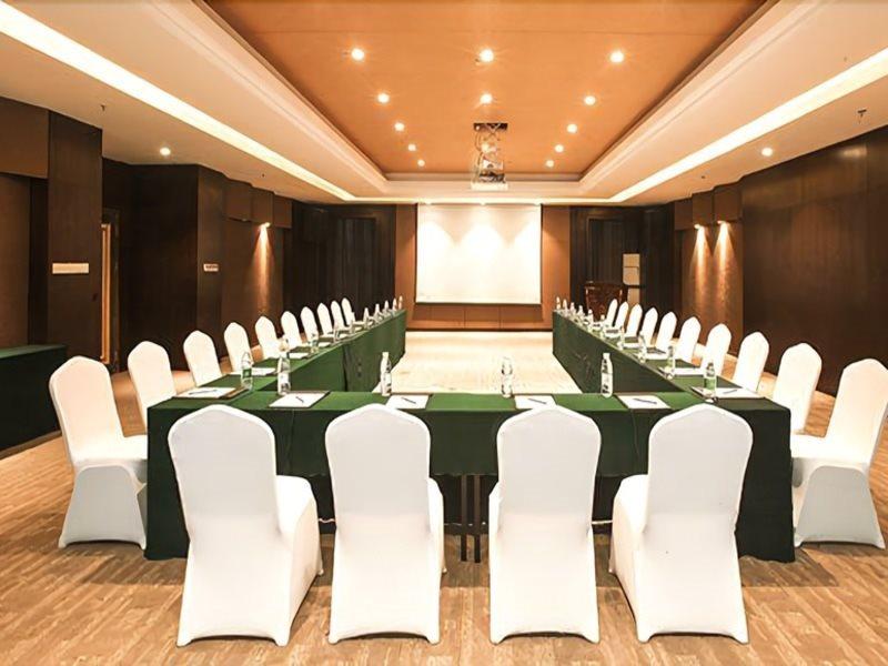 Palace Hotels Beijing Yongfeng Nan Екстер'єр фото